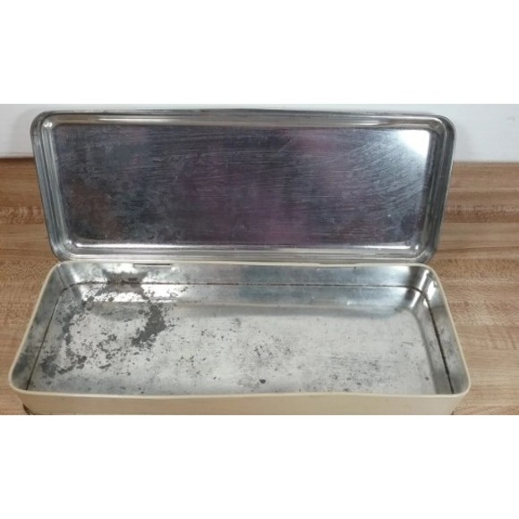 Vintage 1960s Poodle Dog Candy Tin - Picture 5 of 8